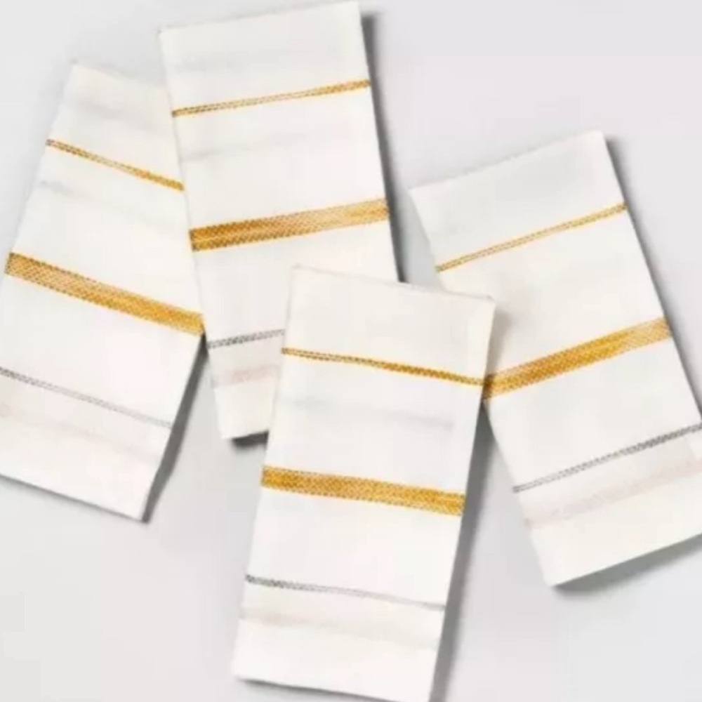 Hearth & Hand w/ Magnolia Kitchen Napkin Set of 4
